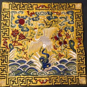 Beautiful Yellow Cloth Decor Design Table Square